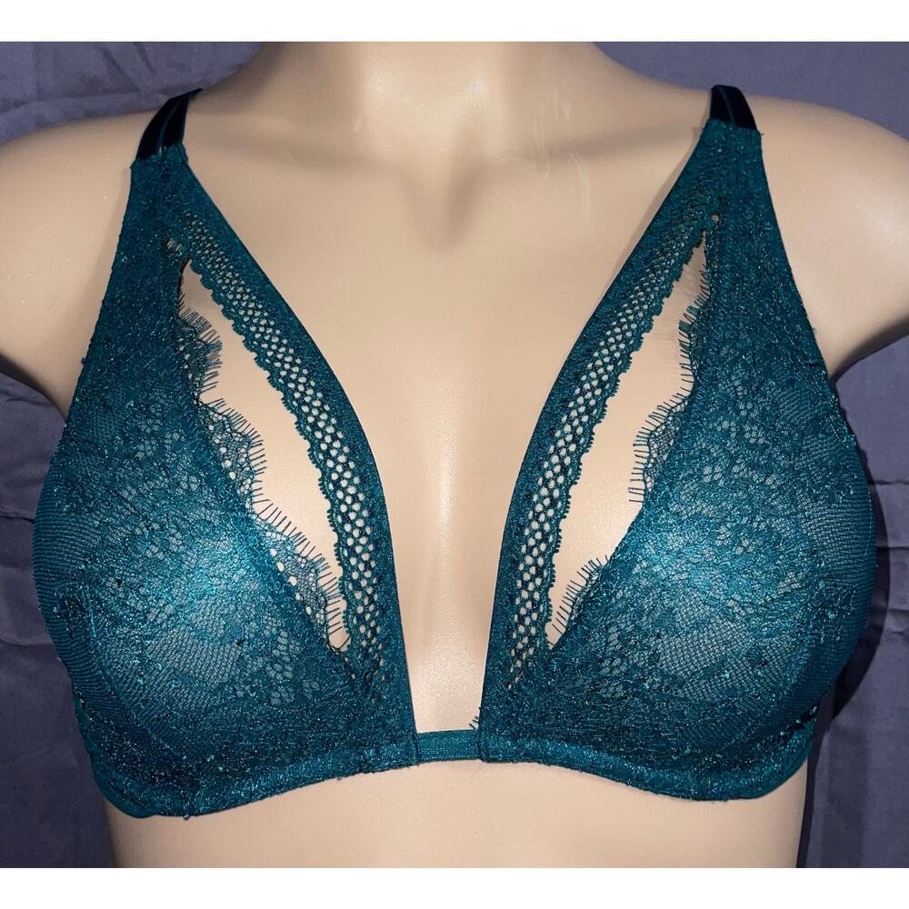 34C EMERALD GREEN LACE STRAPPY VICTORIA'S SECRET VERY SEXY UNLINED PLUNGE BRA